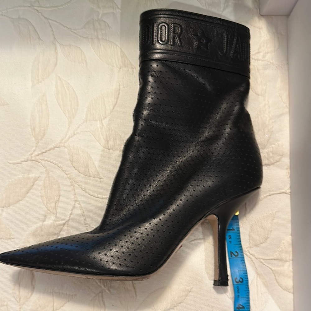 Dior Black Glossy Heeled Boots - Picture 2 of 4